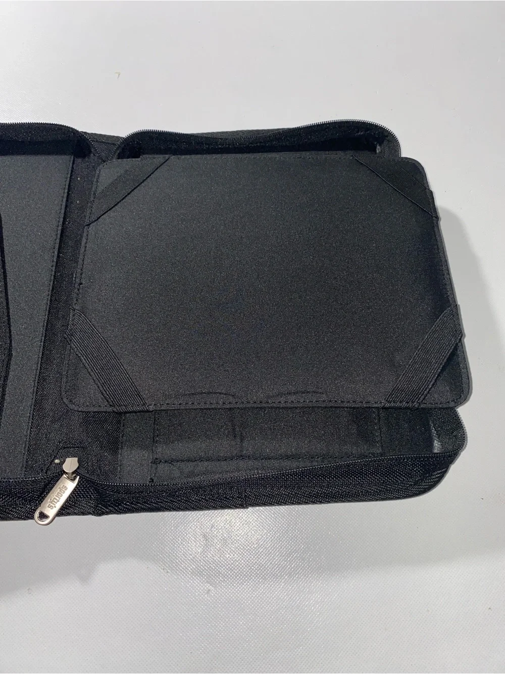USED Good- FlightGear by Sporty’s Tablet Holder W/ Kickstand - Fits 9.5” X 7.5”